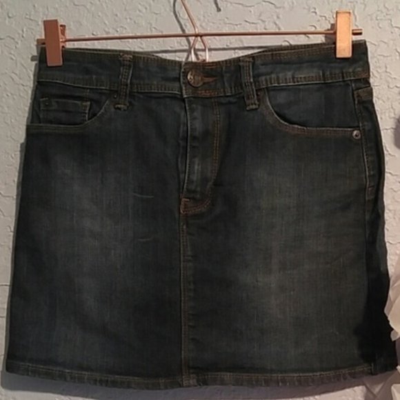 GAP Dresses & Skirts - GAP Cotton Spandex A-line, Denim Skirt SZ 4